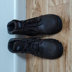 Women's Leather Upper Skechers Relaxed Fit Steel Toe Boots Size 7.5